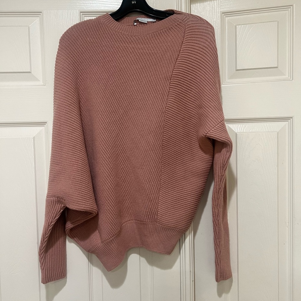 Stella McCartneyBlush virgin wool asymmetric directional rib pullover sweater M